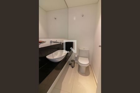 Lavabo  de apartamento à venda com 1 quarto, 69m² em Cidade Monções, São Paulo