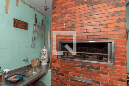 Casa à venda com 223m², 4 quartos e 5 vagas Casa à venda com 223m², 4 quartos e 5 vagasCasa 2 Churrasqueira