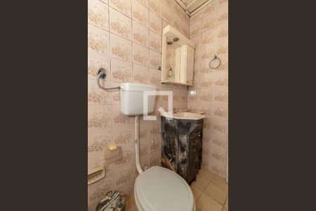 Casa à venda com 223m², 4 quartos e 5 vagas Casa à venda com 223m², 4 quartos e 5 vagasBanheiro