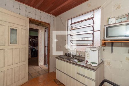 Casa à venda com 223m², 4 quartos e 5 vagas Casa à venda com 223m², 4 quartos e 5 vagasCasa 2 cozinha