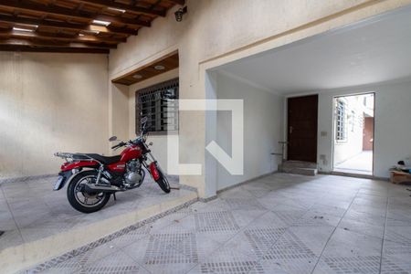 Casa à venda com 125m², 4 quartos e 2 vagas Casa à venda com 125m², 4 quartos e 2 vagasGaragem