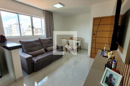 Sala de apartamento para alugar com 2 quartos, 64m² em Inconfidentes, Contagem