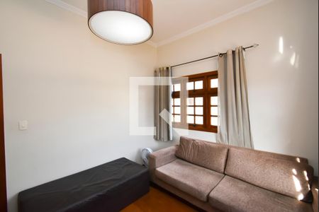 Sala de TV de casa à venda com 3 quartos, 400m² em Jardim Japão, São Paulo