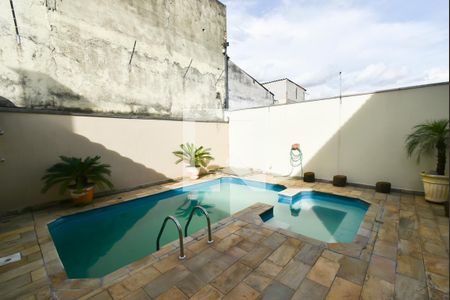 Casa à venda com 400m², 3 quartos e 3 vagasPiscina