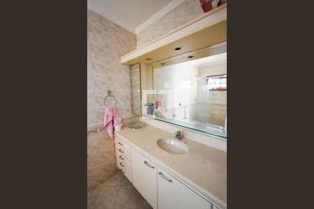 Casa à venda com 400m², 3 quartos e 3 vagasBanheiro 1