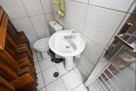 Casa à venda com 400m², 3 quartos e 3 vagasBanheiro 4