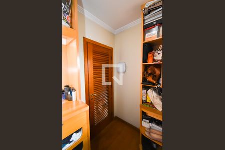 Casa à venda com 400m², 3 quartos e 3 vagasCloset da suíte