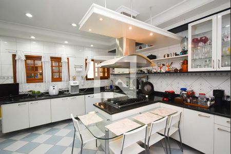 Casa à venda com 400m², 3 quartos e 3 vagasCozinha