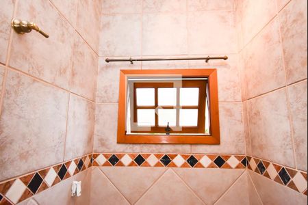 Casa à venda com 400m², 3 quartos e 3 vagasBanheiro 2