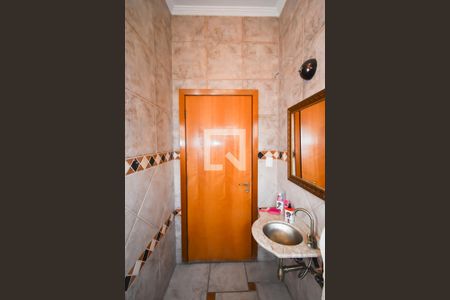 Casa à venda com 400m², 3 quartos e 3 vagasBanheiro 2