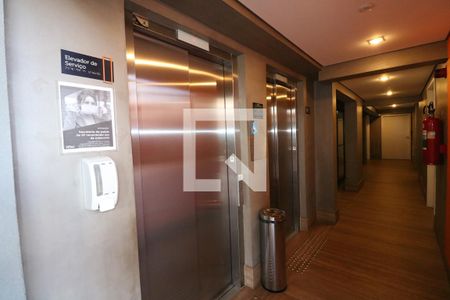 Apartamento para alugar com 52m², 1 quarto e 1 vagaElevadores