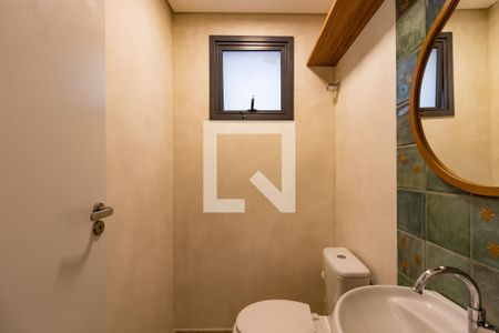 Lavabo de apartamento para alugar com 1 quarto, 52m² em Vila Pompéia, São Paulo