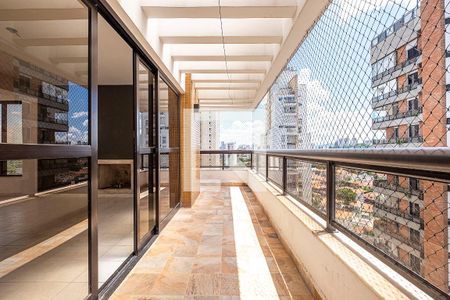 Sala 2 - Varanda de apartamento à venda com 3 quartos, 335m² em Vila Madalena, São Paulo