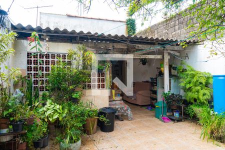 Casa à venda com 260m², 2 quartos e 1 vagaFachada