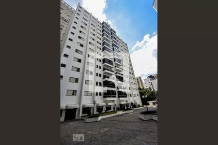 Apartamento para alugar com 160m², 3 quartos e 3 vagasPrédio 