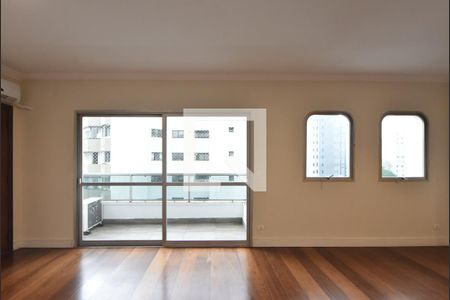 Apartamento para alugar com 160m², 3 quartos e 3 vagasSala 