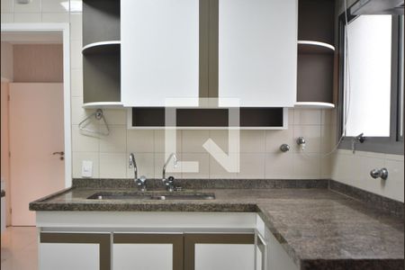 Apartamento para alugar com 160m², 3 quartos e 3 vagasCozinha 