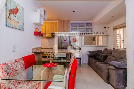 Sala de casa de condomínio à venda com 3 quartos, 136m² em Ipanema, Porto Alegre