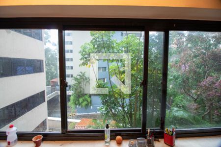 Vista Quarto 1 de apartamento para alugar com 3 quartos, 64m² em Jardim Parque Morumbi, São Paulo