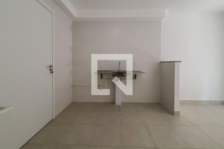 Sala/Cozinha de apartamento para alugar com 2 quartos, 35m² em Cambuci, São Paulo