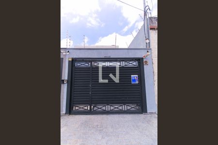 Casa à venda com 250m², 3 quartos e 5 vagas Casa à venda com 250m², 3 quartos e 5 vagasFachada