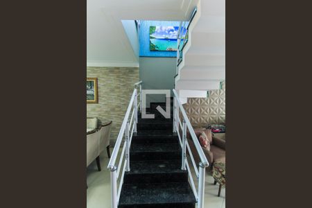 Escada de casa à venda com 3 quartos, 250m² em Vila Libanesa, São Paulo
