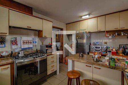 Casa para alugar com 400m², 3 quartos e 3 vagasCozinha