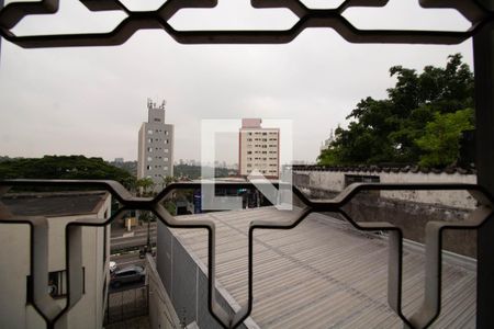 Quarto 1 de casa para alugar com 3 quartos, 400m² em Vila Alexandria, São Paulo