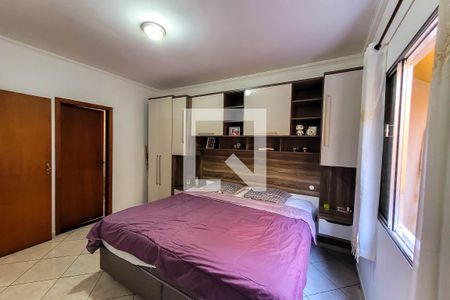 Casa à venda com 200m², 3 quartos e 3 vagasQuarto 3 - Suíte