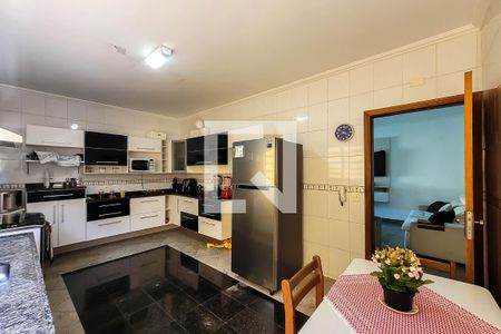 Casa à venda com 200m², 3 quartos e 3 vagasCozinha