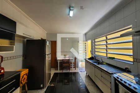 Casa à venda com 200m², 3 quartos e 3 vagasCozinha