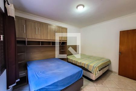 Casa à venda com 200m², 3 quartos e 3 vagasQuarto 2