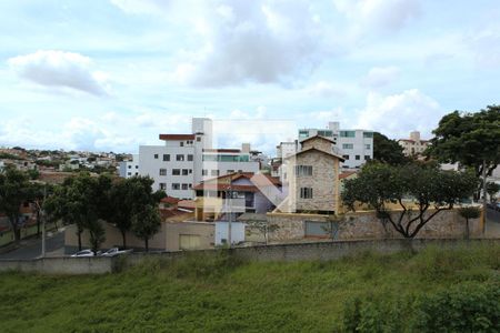 Apartamento à venda com 90m², 3 quartos e 1 vagaQuarto 3 - Vista