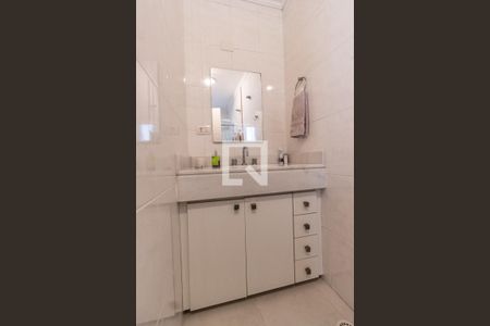 Casa à venda com 167m², 3 quartos e 3 vagas Casa à venda com 167m², 3 quartos e 3 vagasSuíte