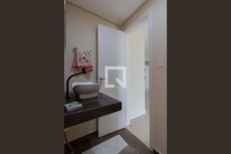 Casa à venda com 220m², 3 quartos e 2 vagasLavabo