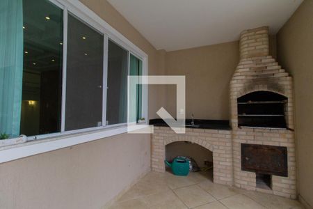 Casa à venda com 220m², 3 quartos e 2 vagasChurrasqueira