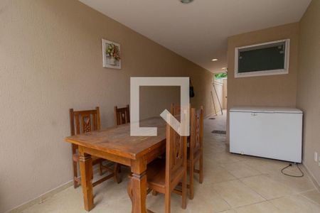 Casa à venda com 220m², 3 quartos e 2 vagasGaragem