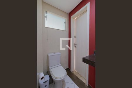 Casa à venda com 220m², 3 quartos e 2 vagasLavabo