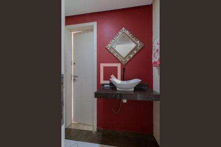 Casa à venda com 220m², 3 quartos e 2 vagasLavabo