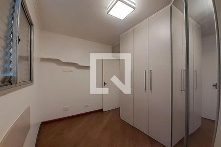 Apartamento à venda com 77m², 3 quartos e 2 vagasQuarto 2