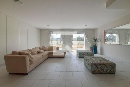 Apartamento à venda com 77m², 3 quartos e 2 vagasHall social