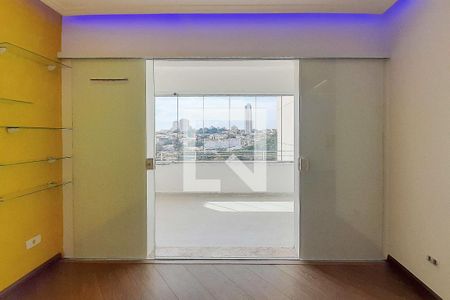 Sala de apartamento à venda com 3 quartos, 77m² em Vila Mazzei, São Paulo