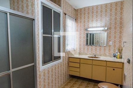 Casa à venda com 180m², 3 quartos e 3 vagasBanheiro