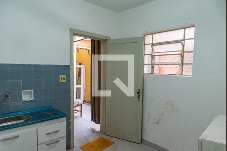 Casa à venda com 180m², 3 quartos e 3 vagasCozinha de serviço