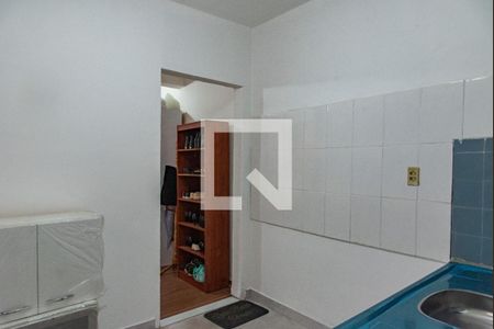 Casa à venda com 180m², 3 quartos e 3 vagasCozinha de serviço