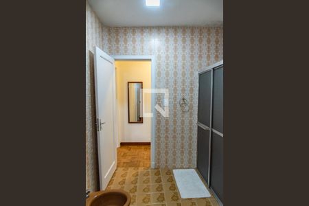 Casa à venda com 180m², 3 quartos e 3 vagasBanheiro