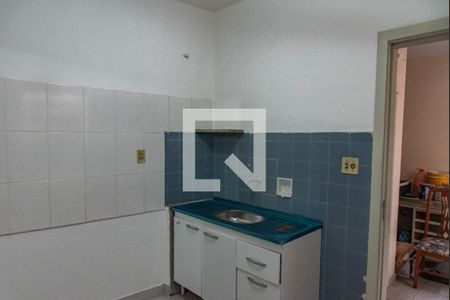 Casa à venda com 180m², 3 quartos e 3 vagasCozinha de serviço