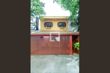 Casa para alugar com 160m², 3 quartos e 2 vagasFachada