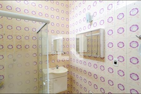 Casa para alugar com 160m², 3 quartos e 2 vagasBanheiro Social