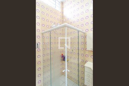 Casa para alugar com 160m², 3 quartos e 2 vagasBanheiro Social